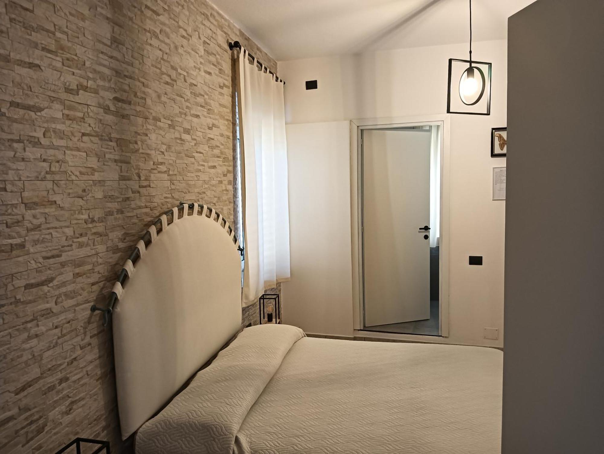 Domos Le Due Tuie Bed & Breakfast Piscinas Eksteriør bilde