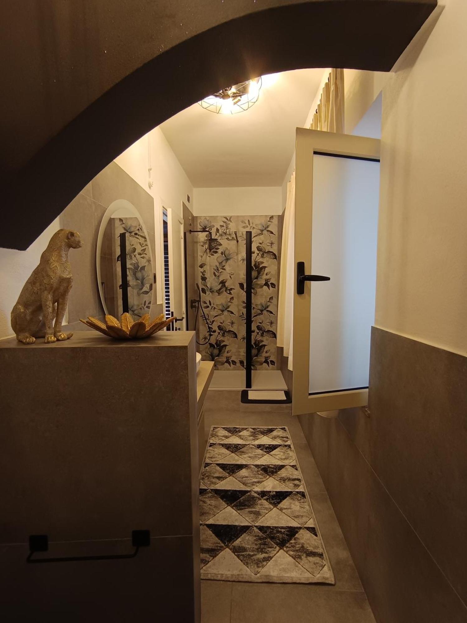 Domos Le Due Tuie Bed & Breakfast Piscinas Eksteriør bilde